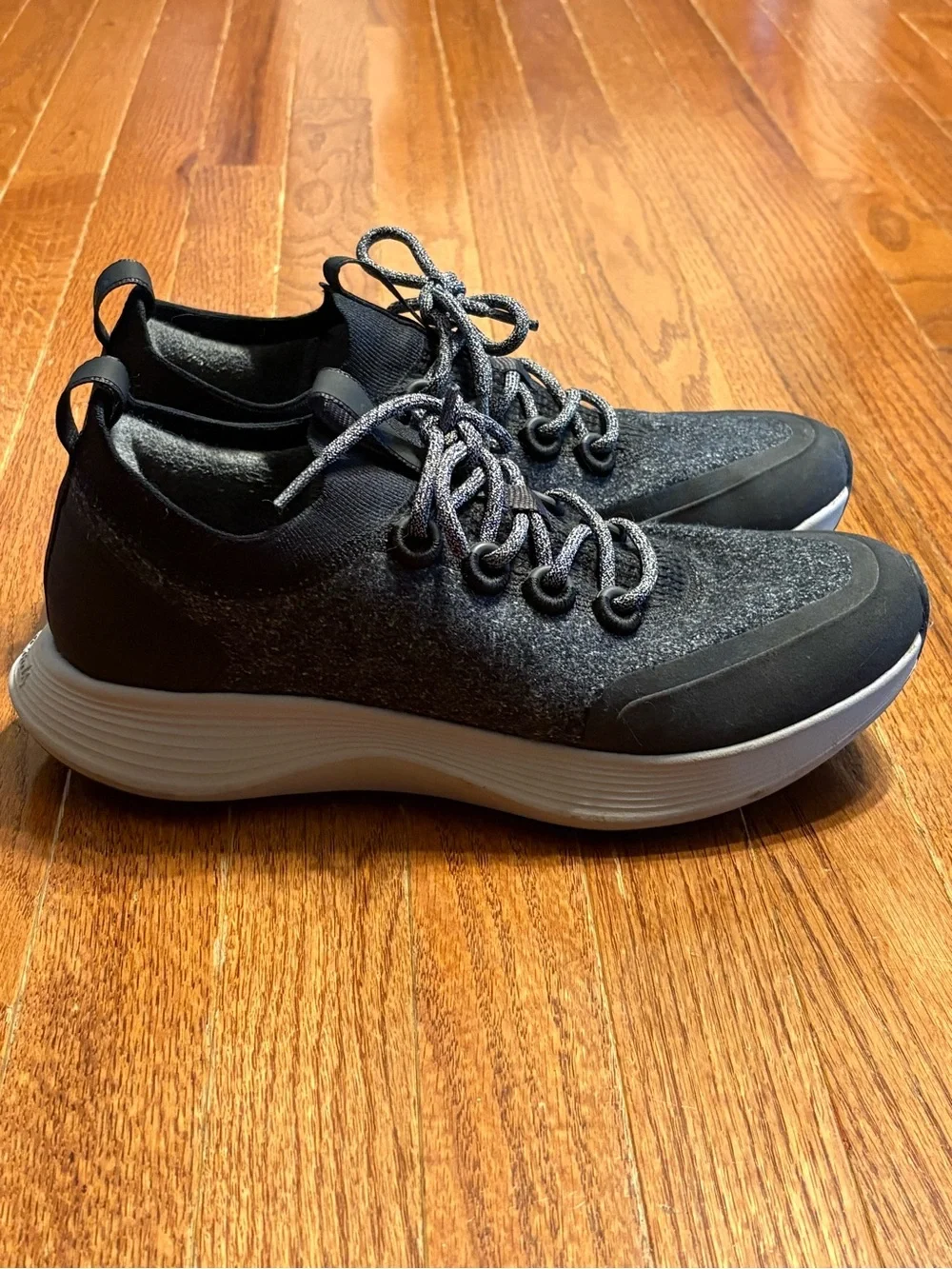 allbirds Men's Wool Runner-Up Sneakers in Charcoal and White